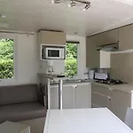 Mobil-home 6 Personnes Avec Terrasse A - Api-1-52-371 אתר קמפינג רויאן