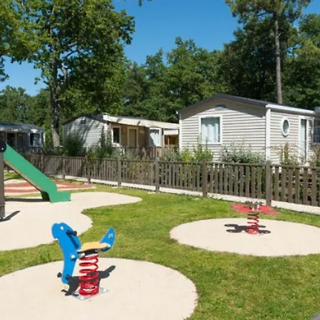 Mobil-home 6 Personnes Avec Terrasse A - Api-1-52-371 Royan