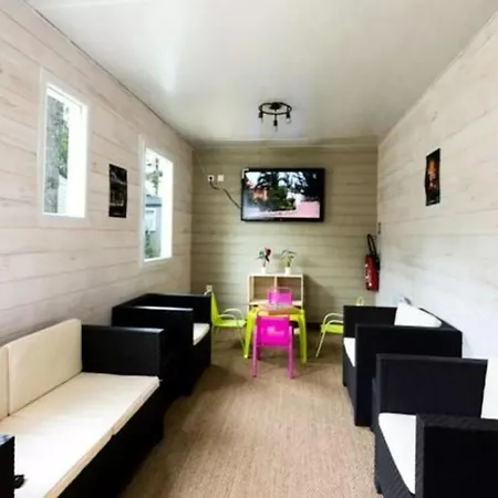 Campsite Mobil-home 6 Personnes Avec Terrasse A - Api-1-52-371