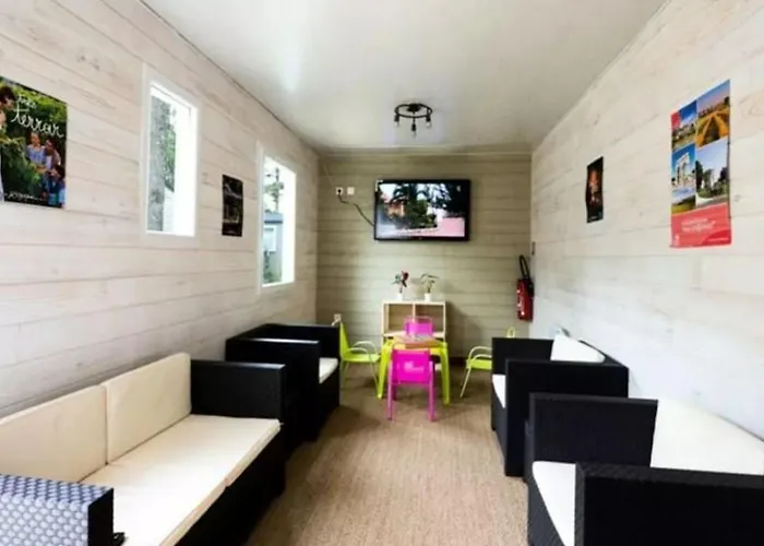 Campsite Mobil-home 6 Personnes Avec Terrasse A - Api-1-52-371